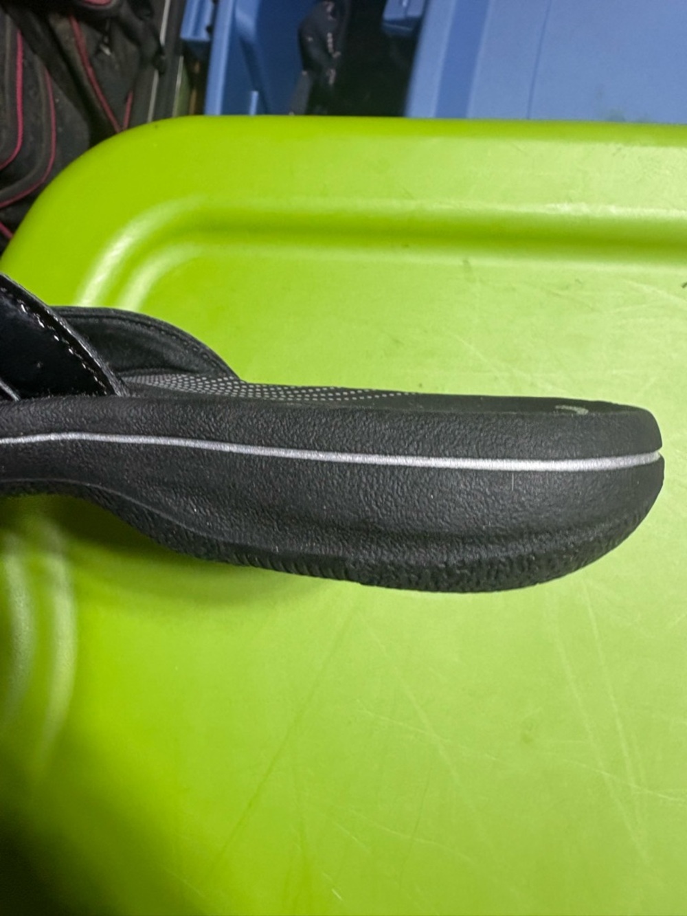 Clarks Women's Black Cloudsteppers Sandals - Picture 4 of 5